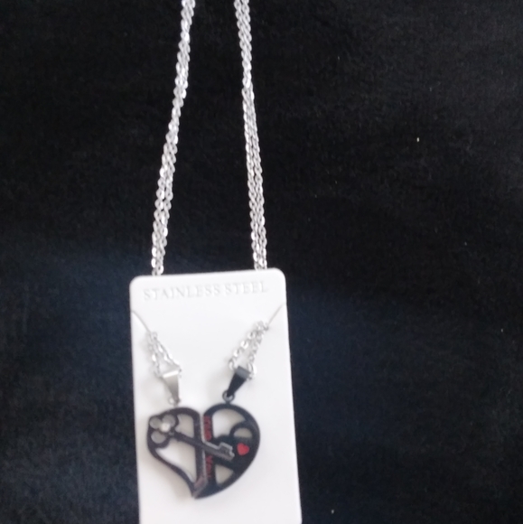 Jewelry - Stainless steel couple key heart necklace